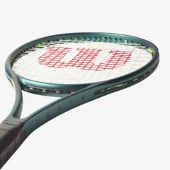 Raquette De Tennis Adulte - Wilson BLADE 98 16x19 V9 Vert 305g Non Cordée -Arten Tennis Magasin raquette de tennis adulte wilson blade 98 16x19 v9 vert 305g non cordee 5