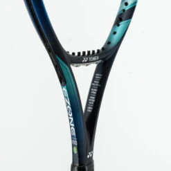 Raquette De Tennis Adulte - YONEX EZONE 100 Bleu 300g -Arten Tennis Magasin raquette de tennis adulte yonex ezone 100 bleu 300g 2