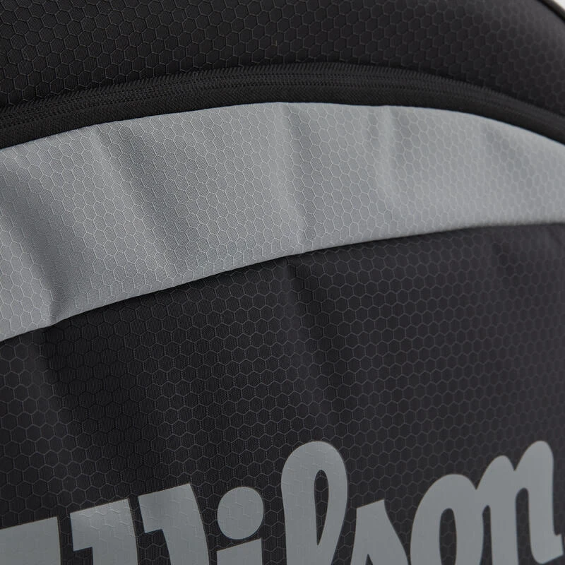 Sac De Tennis - Wilson RF TEAM 6 Raquettes Roger Federer Noir Gris 5 Sac De Tennis - Wilson RF TEAM 6 Raquettes Roger Federer Noir Gris – Image 5