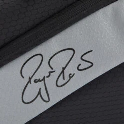 Sac De Tennis - Wilson RF TEAM 6 Raquettes Roger Federer Noir Gris 12 Sac De Tennis - Wilson RF TEAM 6 Raquettes Roger Federer Noir Gris -Arten Tennis Magasin sac de tennis wilson rf team 6 raquettes roger federer noir gris 5